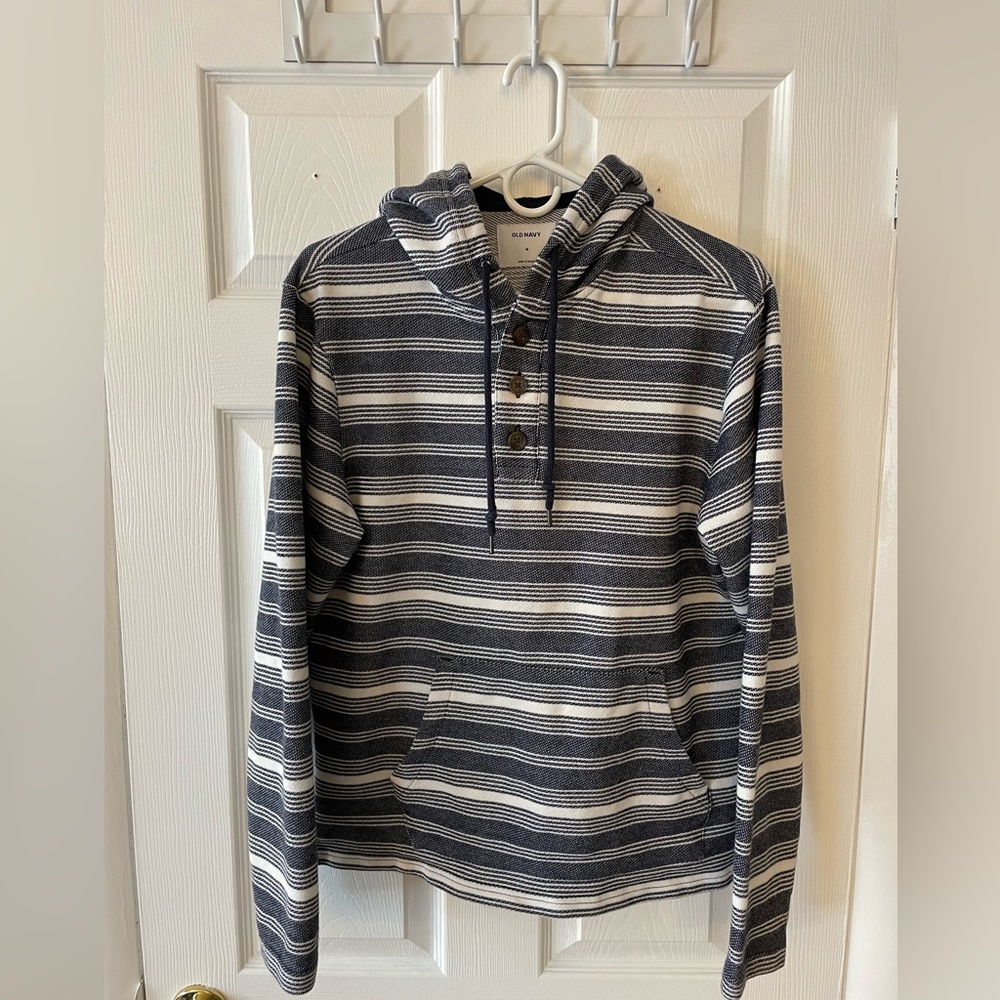 OLD NAVY size Medium Men’s striped Henley button hoodie